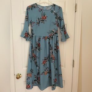 Women’s Boutique Blue Floral Midi Dress
